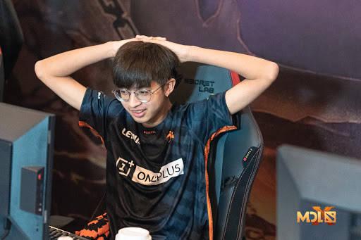 王者荣耀世界与异环对决开放世界赛道新篇章